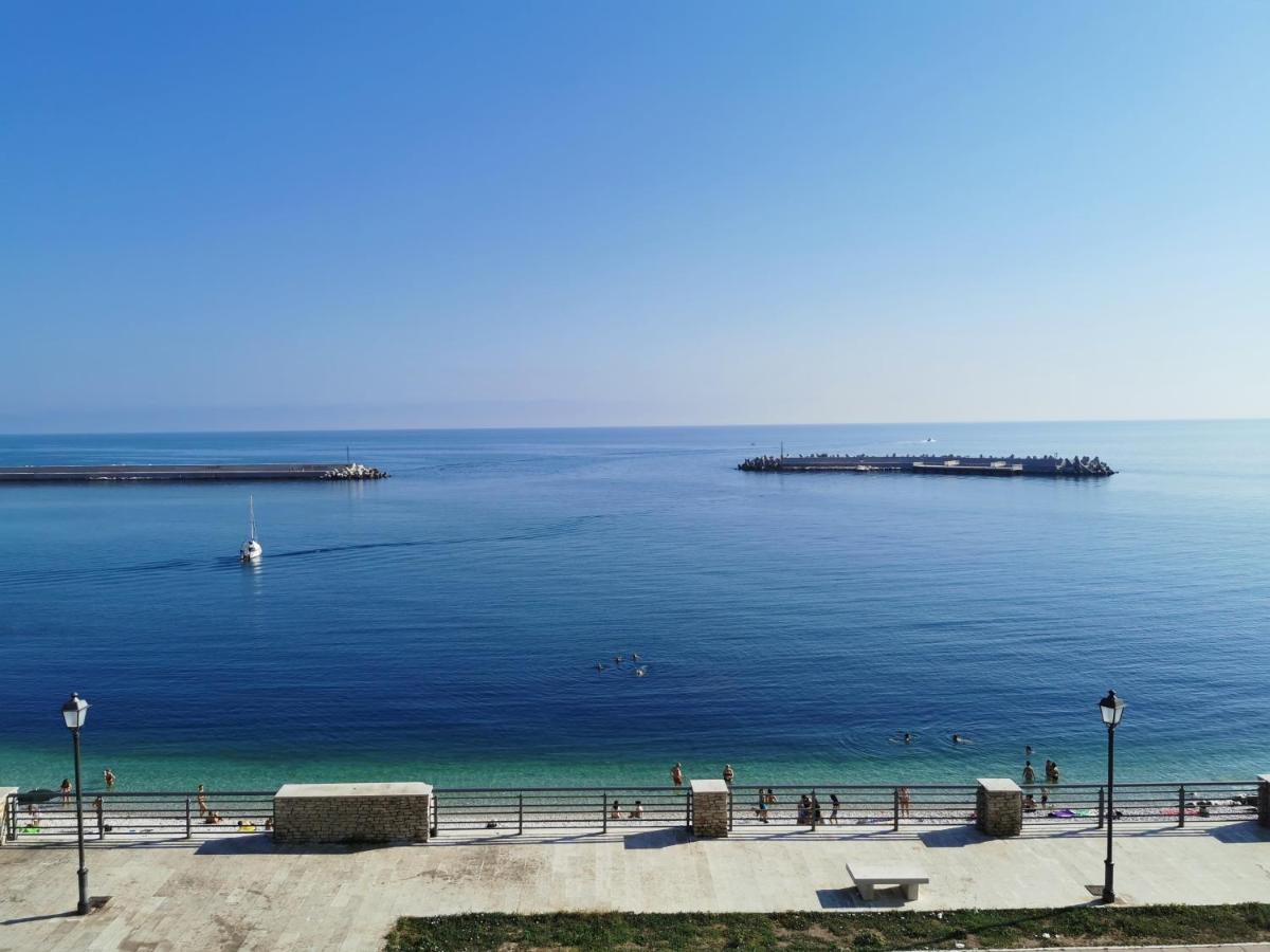 مبيت وإفطار بيشيلي Il Cielo Sul Mare المظهر الخارجي الصورة